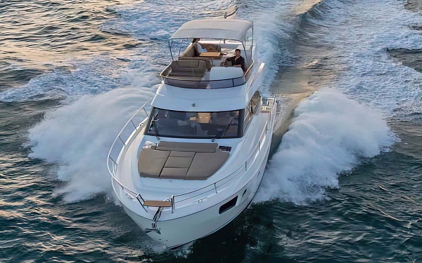 Аренда яхты Bavaria 420 Virtess в Сочи